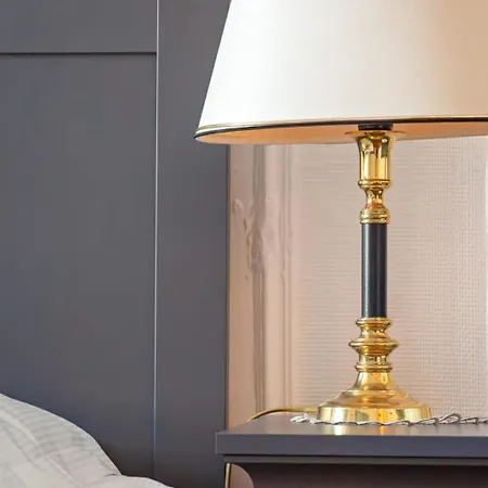 Fontenelle Magnifique F3 Haussmanien A Rouen