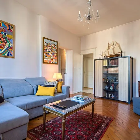 Apartment Fontenelle Magnifique F3 Haussmanien A