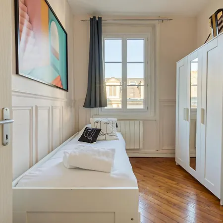 Apartment Fontenelle Magnifique F3 Haussmanien A *