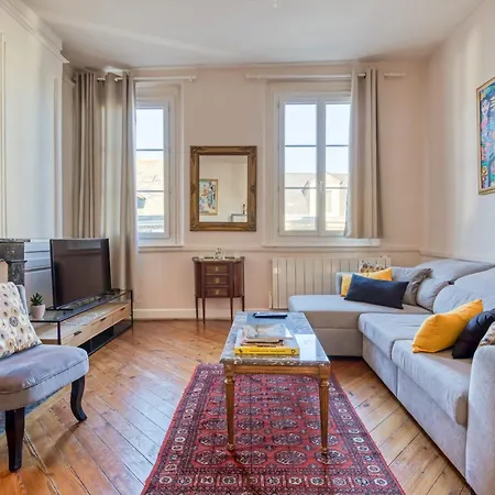 Fontenelle Magnifique F3 Haussmanien A